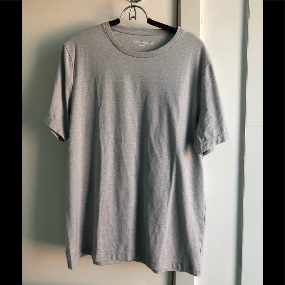COPY - Outdoor Voices men’s t shirt in dove gray …